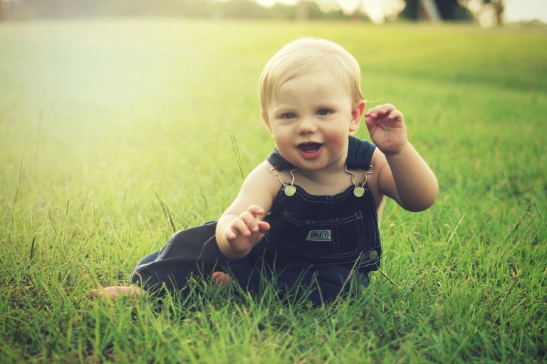 Tips on Keeping Your Baby Safe in the Sun