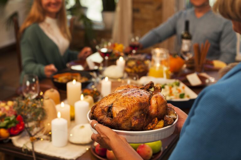 Healthy Thanksgiving: Tips for a Balanced Holiday Feast