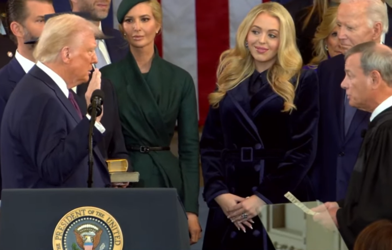 Trump Promises to Reinstate Unvaccinated Military
