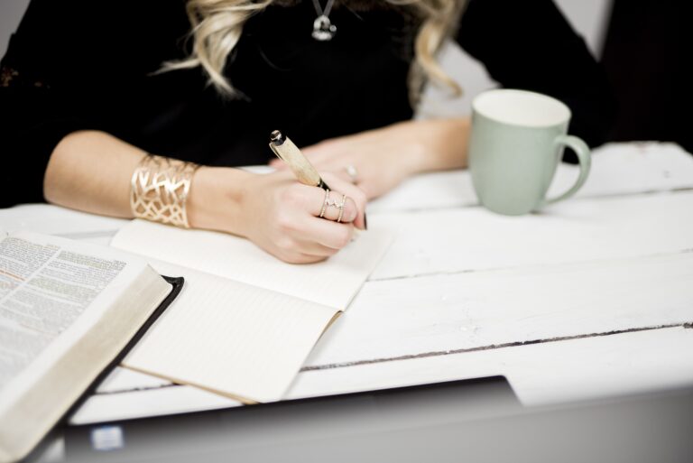 Handwriting helps the brain